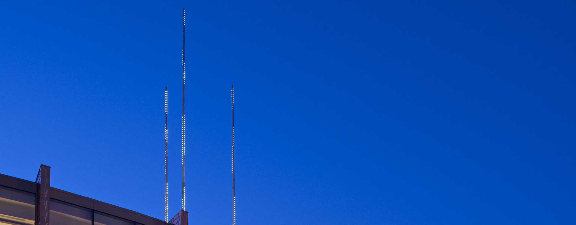 fibre optic lighting - sky neeeles atop the birmingham nia